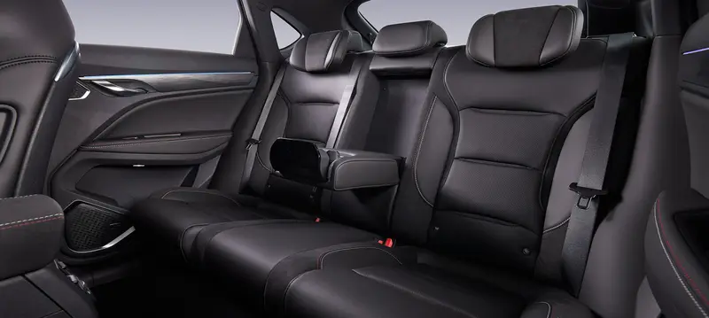Geely Tugella, интерьер 3